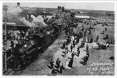 Prince Albert Historical Society Archives E-247 - Departure 53rd Battalion - 1915